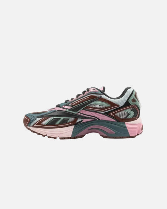 REEBOK