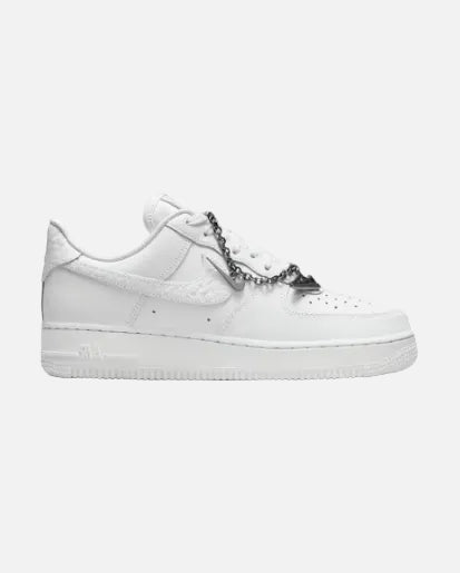NIKE AIR FORCE 1 '07 LO