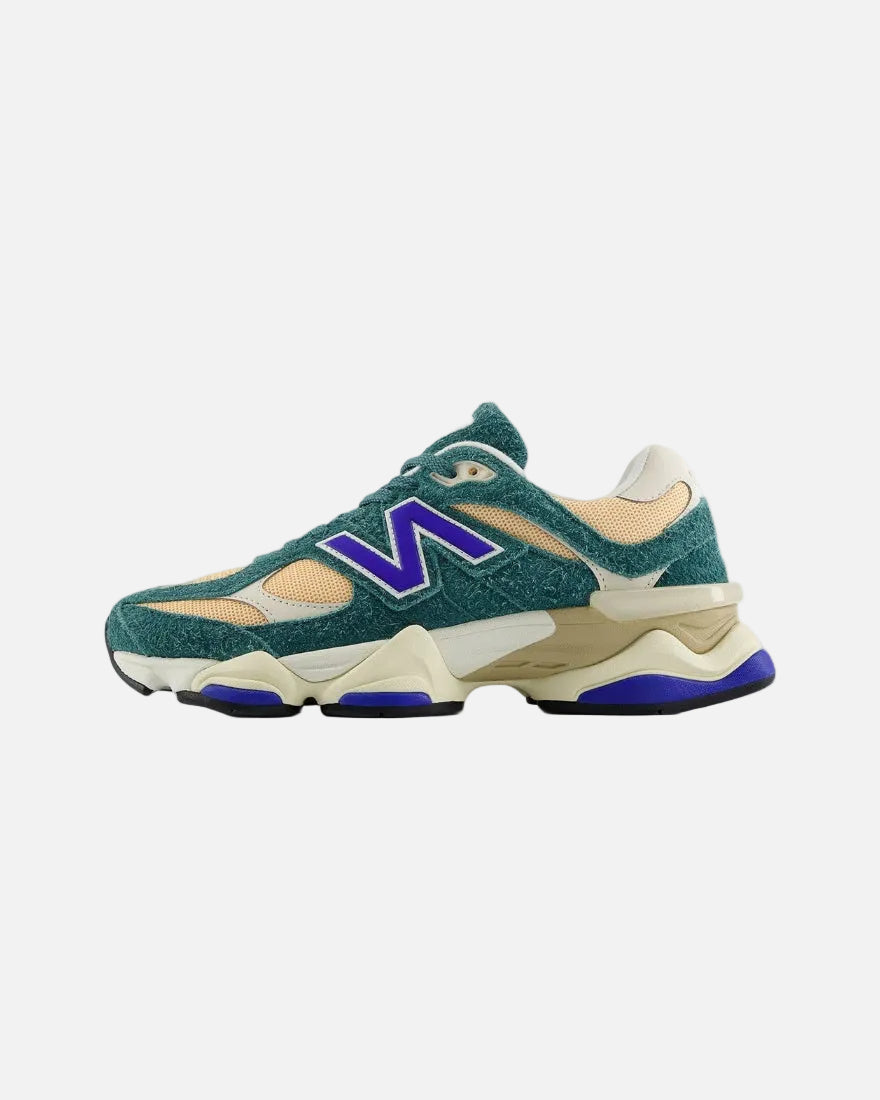 NEW BALANCE 9060