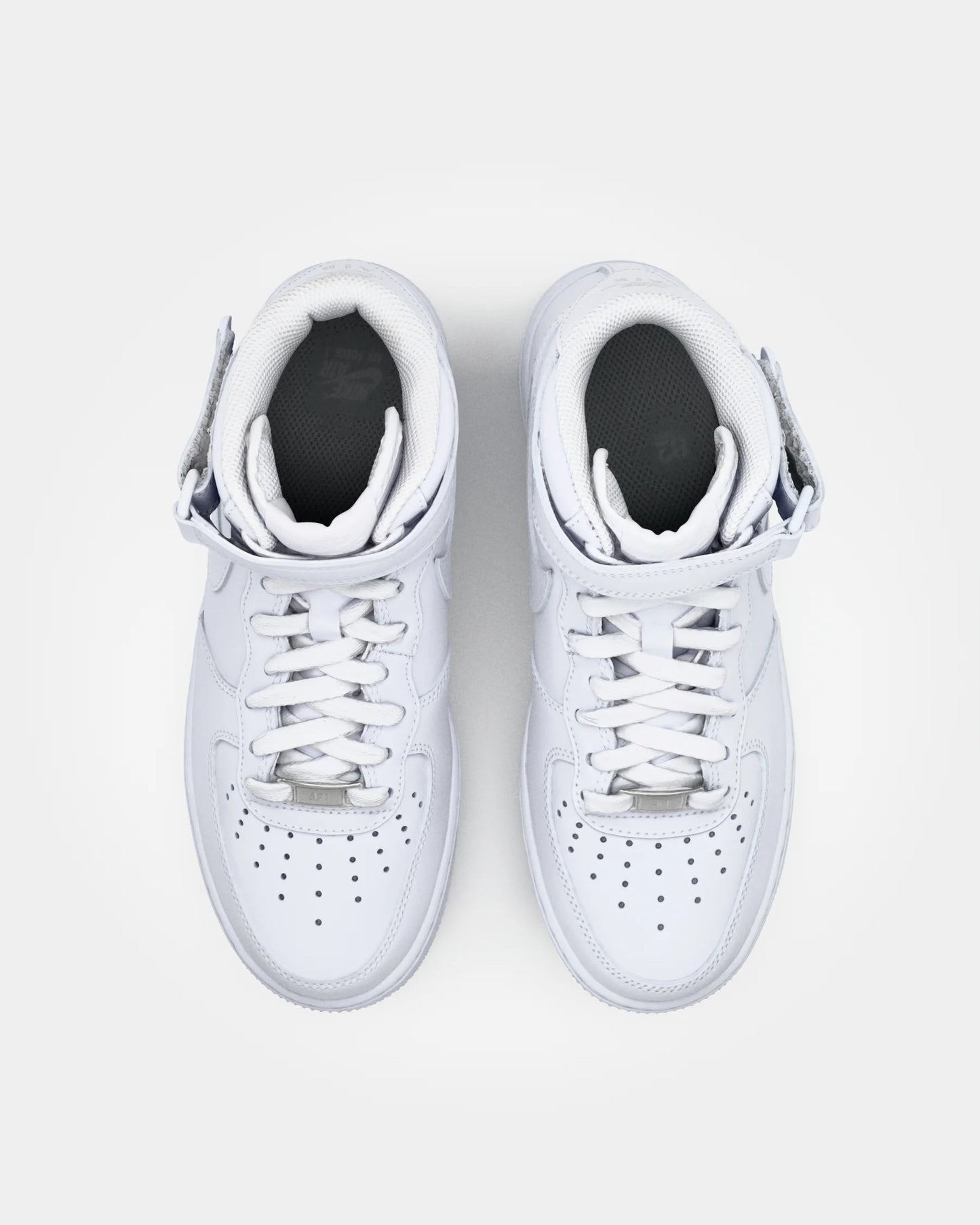 NIKE AIR FORCE 1 '07 MID