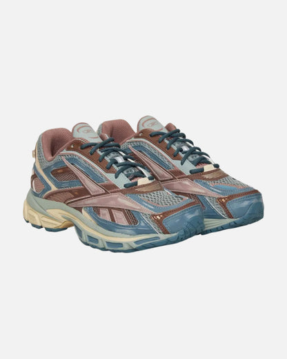 REEBOK