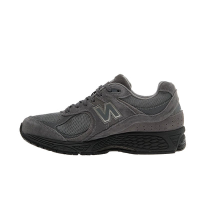 New balance 2002r