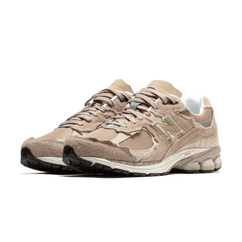 New balance 2002r