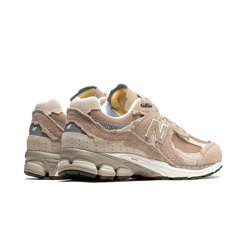 New balance 2002r