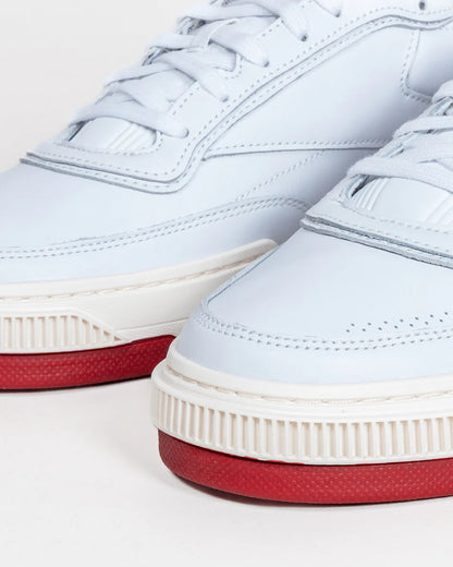 REEBOK
