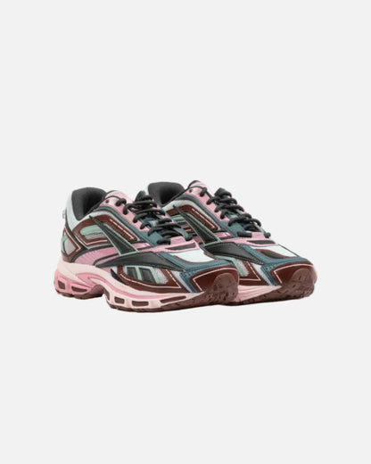 REEBOK