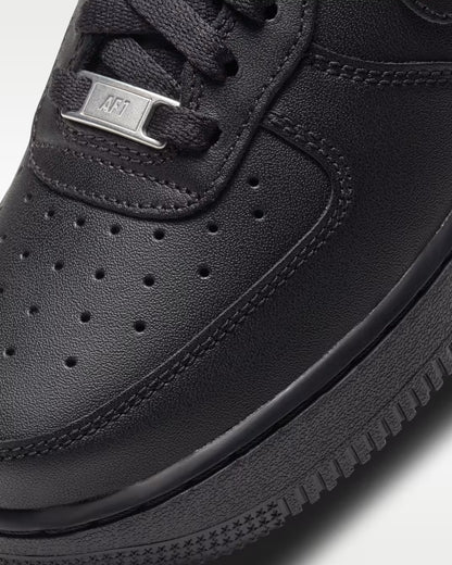 NIKE AIR FORCE 1 '07