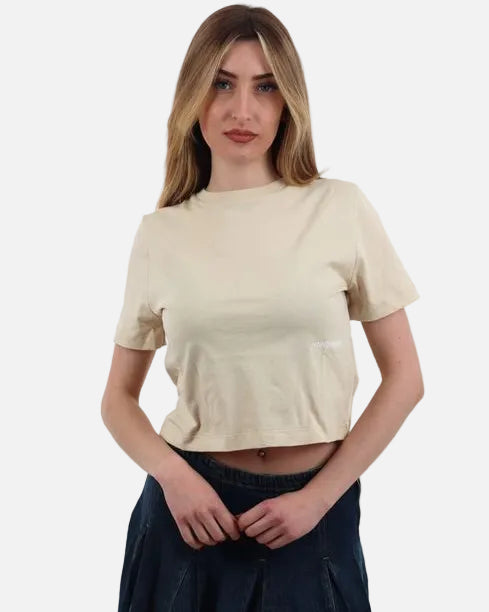 HINNOMINATE CROP TOP